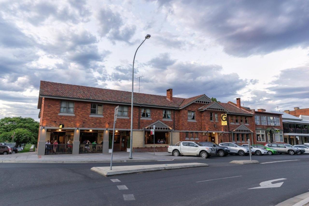 The George Hotel Bathurst Bagian luar foto